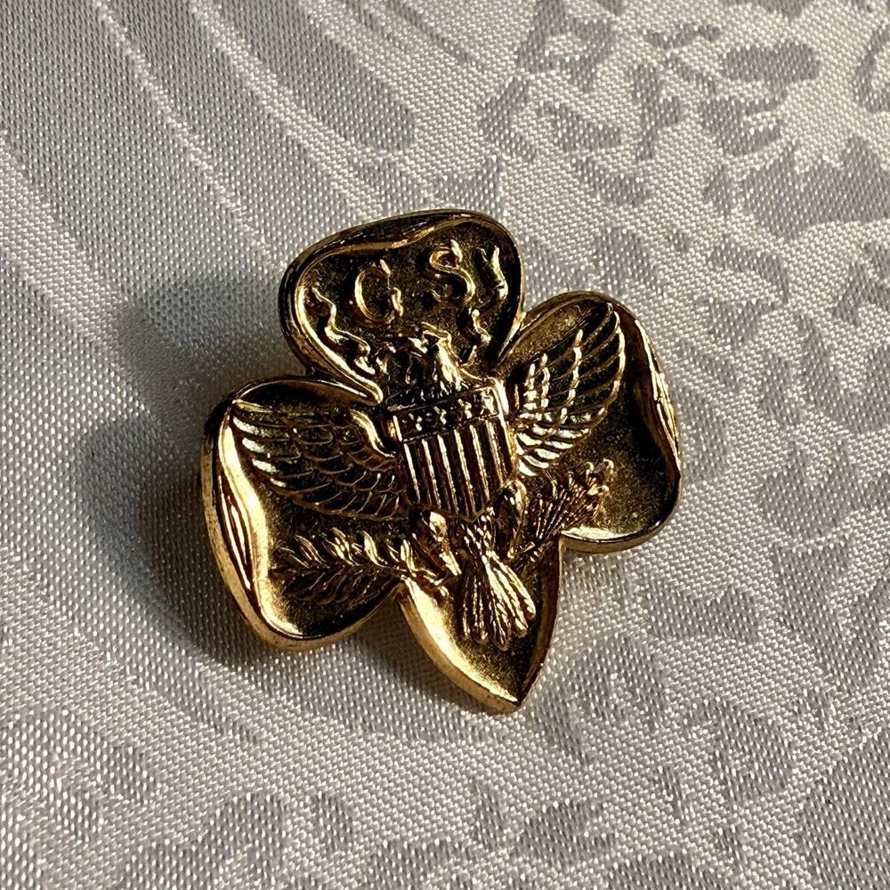 Vintage Girl Scout Lapel Pin Old Eagle Girl Scouts Membership Gold Badge Pin